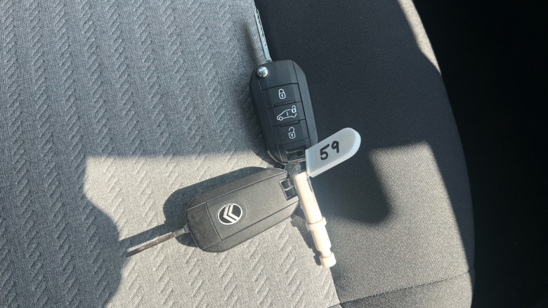 Citroen Berlingo 100kW Plus XL 52kWh 5dr Auto [7 Seat] Electric Estate